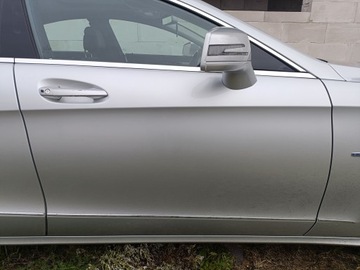 MERCEDES CLS W218 DVEŘE KOMPLETNÍ PRAVÝ PŘEDNÍ C775