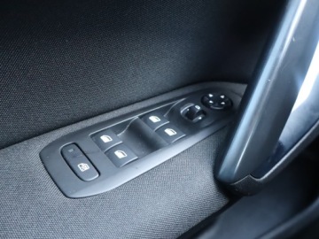 Peugeot 308 II SW Facelifting 1.5 BlueHDI 130KM 2019 Peugeot 308 1.5 BlueHDi, Salon Polska, zdjęcie 15