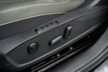 Cupra Formentor Crossover Facelifting 2.0 TSI 204KM 2026 Cupra Formentor Tribe Edition 2.0 TSI 204 KM DSG, zdjęcie 19