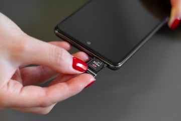 Карта памяти GOODRAM IRDM 256 ГБ U3 A2 + адаптер