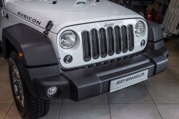 Вставки 7 решетка Jeep Wrangler JK JKU фаркоп черный
