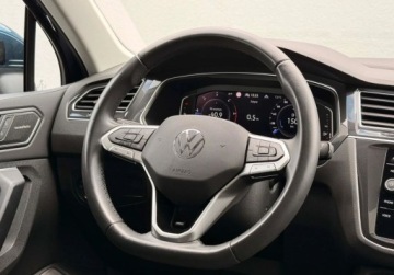 Volkswagen Tiguan II SUV Facelifting 2.0 TDI 200KM 2022 Volkswagen Tiguan IQ.Light MatrixLED Panorama Kamera Masaz ACC FVAT23, zdjęcie 19