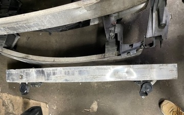 MERCEDES B KLASA W245 BELKA ZDERZAKA ALUMINIOWA PRZÓD + STREFY ZGNIOTU