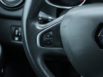 Renault Clio IV Grandtour Facelifting 1.5 Energy dCi 90KM 2017 Renault Clio 1.5 dCi, Klima, Tempomat, Parktronic, zdjęcie 16