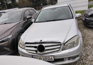 Mercedes Klasa C W204 2009 Mercedes-Benz Klasa C 2009r, 1.8 Benzyna. AUTOMAT. Lekko uszkodzony przod., zdjęcie 12