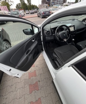 Renault Clio IV Hatchback 5d ENERGY dCi 90KM 2015 Renault Clio 1.5 diesel 90 KM – osoba prywatna, zdjęcie 5