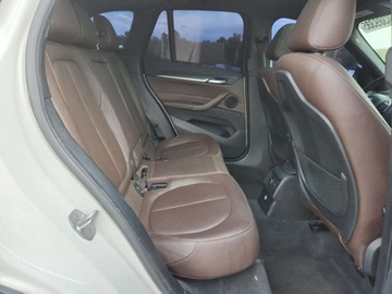 BMW X1 F48 2016 BMW X1 xDrive28i 2016 2.0l 2.0 Benzyna 228KM, zdjęcie 11