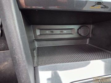 Volkswagen Tiguan II SUV 1.5 TSI EVO 150KM 2020 Volkswagen Tiguan 1,5 tsi 150KM DSG klima navi elektryka alu grz. fot i ki, zdjęcie 13