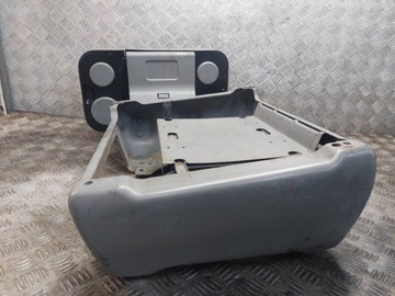 СТОЛ ПОЛКА ПОДСТАКАНКА KIA CARNIVAL I LIFT