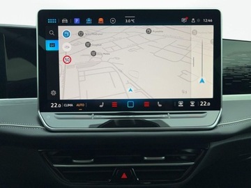 Volkswagen Passat B8 Variant Facelifting 2.0 TDI SCR 150KM 2024 Volkswagen Passat 2.0TDI 150KM Elegance DSG SerwisASO Acc Matrix Hak Navi, zdjęcie 31