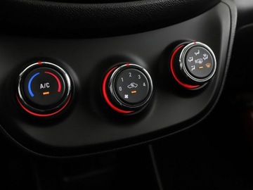 Opel Karl 1.0 Ecotec 75KM 2017 Opel Karl klimatyzacja czujniki parkowania, zdjęcie 24
