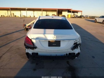 Mercedes Klasa C W206 2021 Mercedes-Benz Klasa C 300 Sedan 2021 2.0 Benzyna 255KM, zdjęcie 4