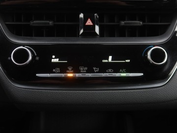 Toyota Corolla XII Hatchback 1.2 Turbo D-4T 116KM 2022 Toyota Corolla 1.2 Turbo, Salon Polska, zdjęcie 12