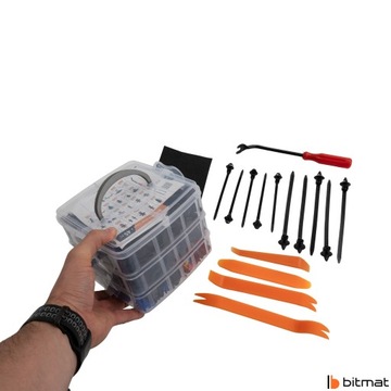 715 пластиковых автомобильных зажимов, 10 лент, 5 съемников боковых панелей.