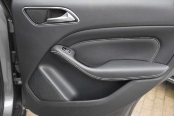 Mercedes Klasa B W246 Sports Tourer Facelifting 1.6 180 122KM 2016 Mercedes-Benz Klasa B MERCEDES B180 122KM ALU17 Automat LED WEBASTO Navi G, zdjęcie 28