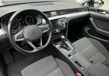 Volkswagen Passat B8 Limousine Facelifting 1.5 TSI EVO 150KM 2021 Volkswagen Passat Pakiet Travel Assist, ACC, ergoComfort, Bezwypadkowy, Sa, zdjęcie 6
