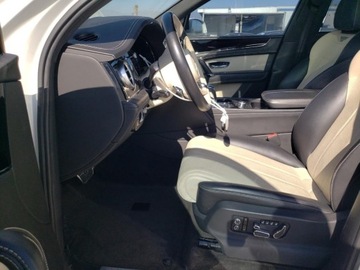 Bentley Bentayga 2018 Bentley Bentayga 2018 6.0l 6.0 Benzyna 600KM, zdjęcie 7