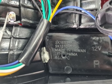 BMW E38 SVĚTLO PRAVÝ ZADNÍ KOUŘOVÝ SK1610-10795