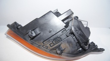 BMW Z4 E85 E86 SVĚTLO PRAVÁ OBYČEJNÁ XENON ČERNÁ