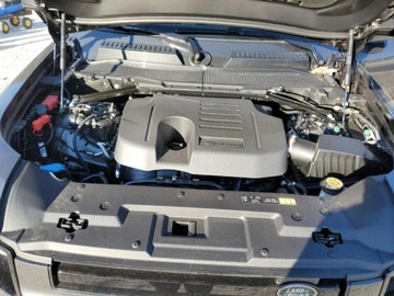 Land Rover Defender IV (L663) 2025 Land Rover Defender 110 X-Dynamic SE 2025 3.0l 3.0 Benzyna 395KM, zdjęcie 6