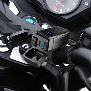ЗАРЯДНОЕ УСТРОЙСТВО ДЛЯ МОТОЦИКЛА ВОЛЬТМЕТР USB + USB-C тип C QC 3.0