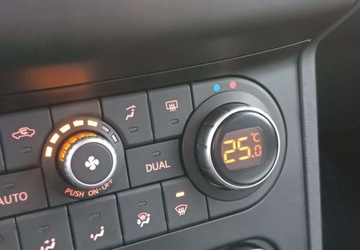 Nissan Qashqai I Crossover Facelifting  1.5 dCi 110KM 2012 Nissan Qashqai Zarejestrowany - ubezpieczony - kamera - nav 1.5 Diesel, zdjęcie 31