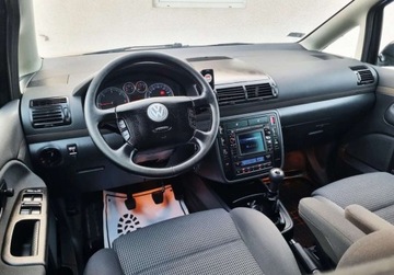 Volkswagen Sharan I 1.9 TDI 130KM 2005 Volkswagen Sharan LIFTING Sliczny 1.9 TDI 130KM Bogata Wersja ORYGINAL Zad, zdjęcie 4