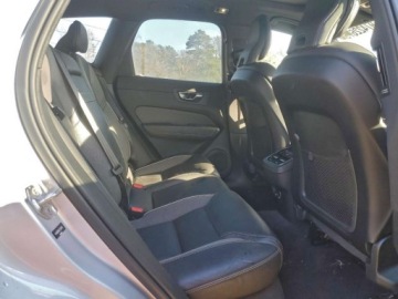 Volvo XC60 II Crossover T5 250KM 2020 Volvo XC 60 T5 R-Design 2020 2.0 Benzyna 250KM, zdjęcie 11