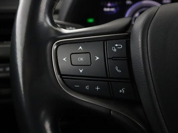 Lexus UX Crossover 250h 184KM 2019 Lexus UX Business HEV alcantara navi kamera ACC, zdjęcie 31