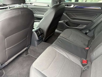 Volkswagen Arteon Fastback Facelifting 2.0 TDI 200KM 2022 Volkswagen Arteon Shooting Brake 2.0 TDI 200KM R-Line DSG Kamera Virtual A, zdjęcie 28