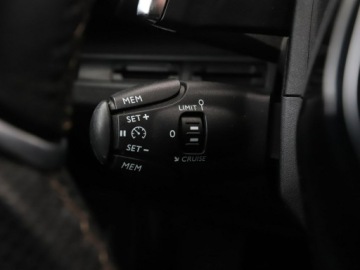 Peugeot 3008 II Crossover 1.2 PureTech 130KM 2020 Peugeot 3008 GT-Line automat navi PDC FullLED, zdjęcie 34