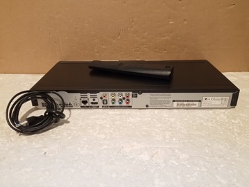 LG BD570 с пультом дистанционного управления