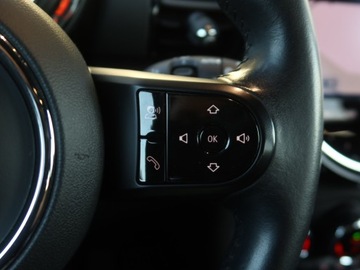 Mini Clubman F54 Kombi 1.5 136KM 2021 MINI Clubman Cooper, Salon Polska, Serwis ASO, zdjęcie 19