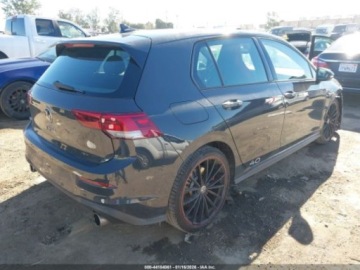 Volkswagen Golf VIII 2023 Volkswagen Golf 2.0T 40th Anniversary Edition 2023 2.0 Benzyna 241KM, zdjęcie 5
