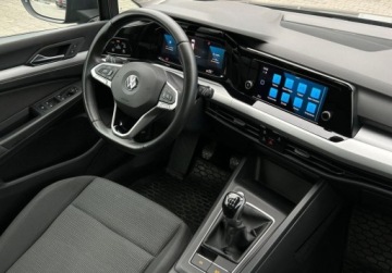 Volkswagen Golf VIII Hatchback 1.0 TSI 110KM 2021 Volkswagen Golf Basic Pakiet Comfort, FV 23, ACC, Czujniki parkowania, Di, zdjęcie 15