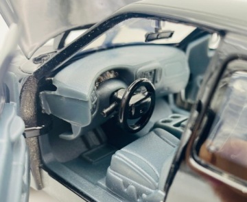 Ford F-150 Flareside Supercab Pickup 2001 1:24 Motormax 73284 черный