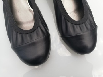 Балетки на резинке, натуральная кожа, черные, глубина* 39
