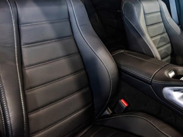 Mercedes GLE V167 SUV Facelifting 2.0 300d 269KM 2025 MERCEDES-BENZ GLE 300 d 4-Matic AMG Line 2.0 (269KM) 2025, zdjęcie 4