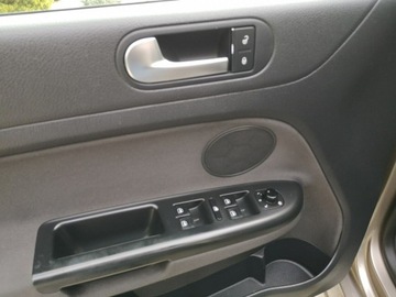 Volkswagen Golf Plus II 1.6 TDI-CR DPF BlueMotion 105KM 2011 Volkswagen Golf Plus 1.6 TDI 105KM # Klimatronic #, zdjęcie 10