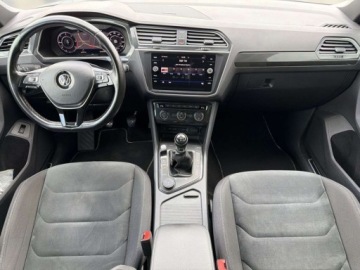 Volkswagen Tiguan II SUV 2.0 TDI 150KM 2018 Volkswagen Tiguan Highline 4motion Kamera 360 Kessy LED TOP Faktura Vat23, zdjęcie 10