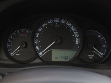 Toyota Auris II Touring Sports Facelifting 1.6 Valvematic 132KM 2018 Toyota Auris 1.6 Valvematic, Salon Polska, zdjęcie 10