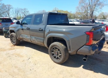 Toyota Tacoma II 2025 Toyota Tacoma TOYOTA TACOMA SR5 2.4 Benzyna 282KM, zdjęcie 3