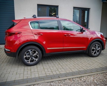 LIŠTA BOČNÍ DVEŘE DO KIA SPORTAGE 2015-2022 | OCEL NEREZ