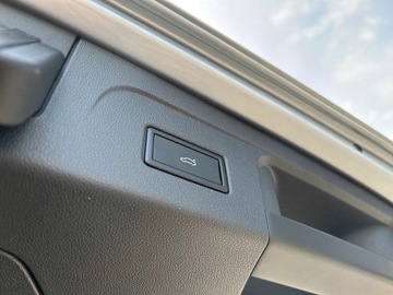 Volkswagen Touran III 1.5 TSI EVO 150KM 2025 Volkswagen Touran Highline 1.5 TSI DSG, zdjęcie 17