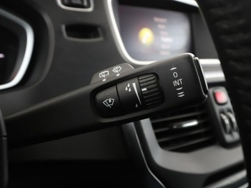 Volvo V40 II Hatchback Facelifting 2.0 D2 120KM 2017 Volvo V40 Momentum automat navi PDC grzane fotele, zdjęcie 29