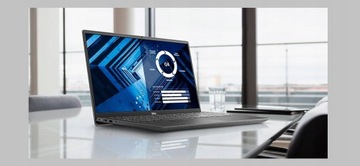 Ноутбук DELL Vostro 3520 15,6FHD i7 32 ГБ SSD1 ТБ W11
