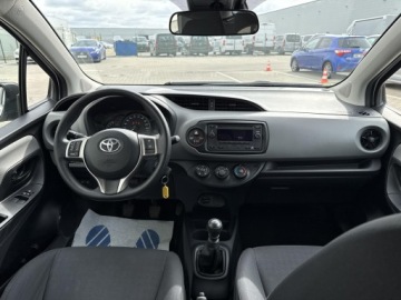 Toyota Yaris III Hatchback 5d Facelifting 2017 1.5 Dual VVT-iE 111KM 2018 Toyota Yaris 1,5-Dual-VVT-iE III (2011-2019) 1,5-D, zdjęcie 7