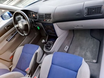 Volkswagen Golf IV 1999 VW GOLF IV 1.6 GENERATION KLASYK YOUNTIMER LIMITED, zdjęcie 18