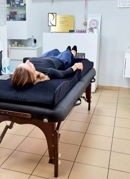 Косметическая кровать, массажный стол для наращивания ресниц, деревянный складной диван