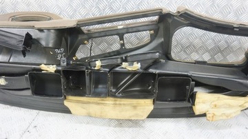 BMW E38 DESKA ROZDĚLOVAČE KOKPIT 8125200 EU